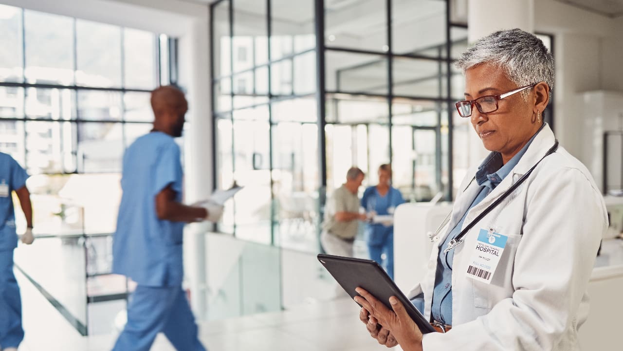 Healthcare Provider Migrates to Cloud and Consolidates Data Centers